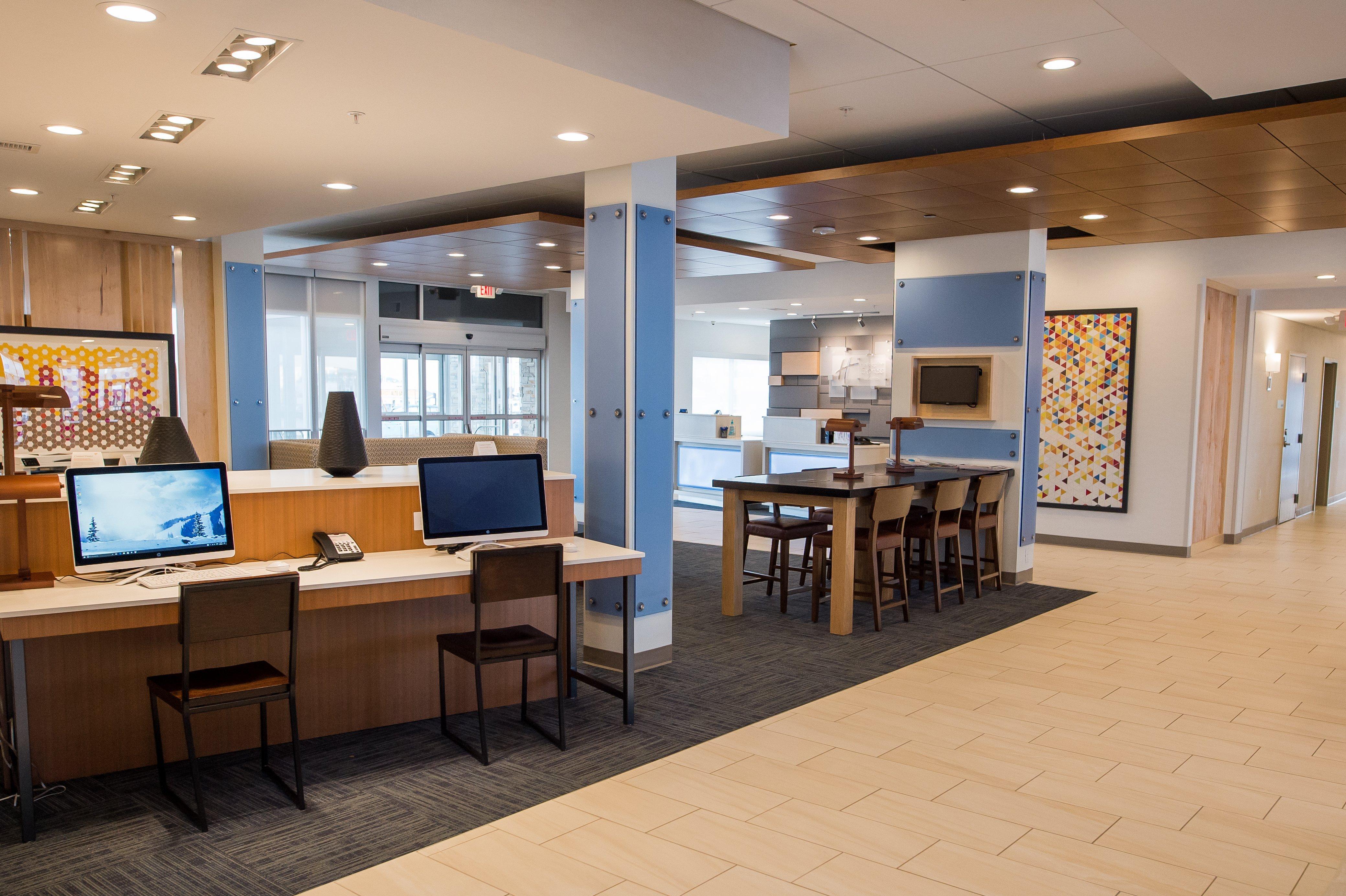 Holiday Inn Express & Suites - Marietta By Ihg Kültér fotó